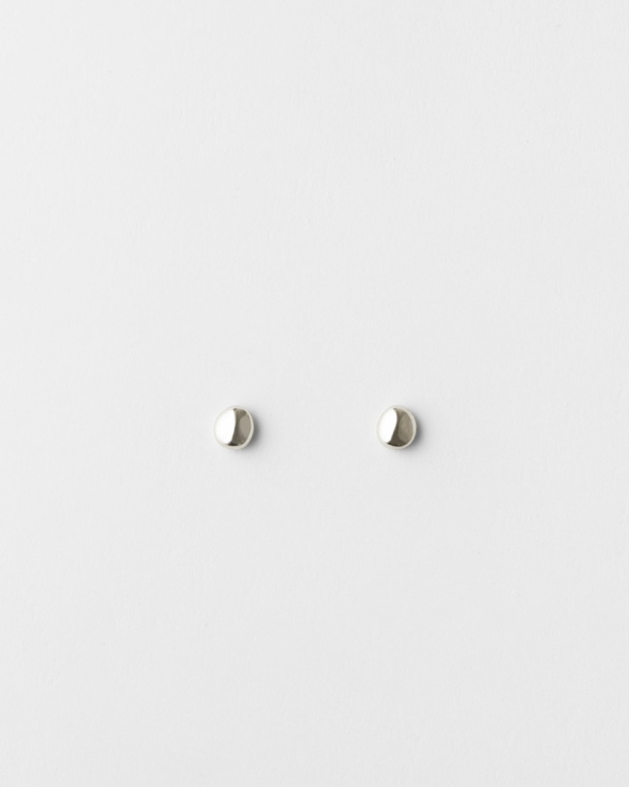 Categories GLDN | Tiny Pebble Studs