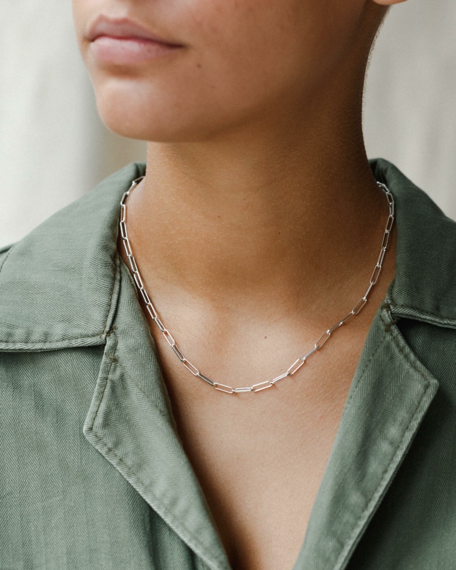 Categories GLDN | Bold Paperclip Chain