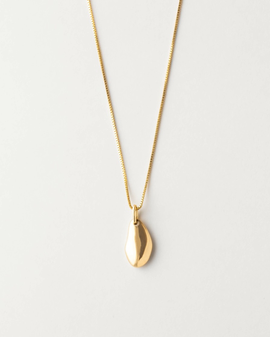 Categories GLDN | River Stone Necklace