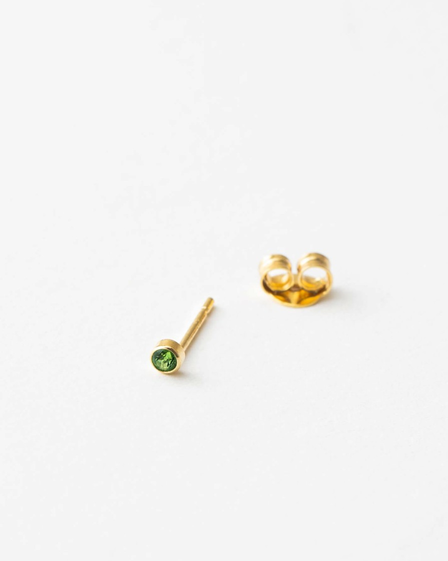 Categories GLDN | Emerald Green Aura Studs