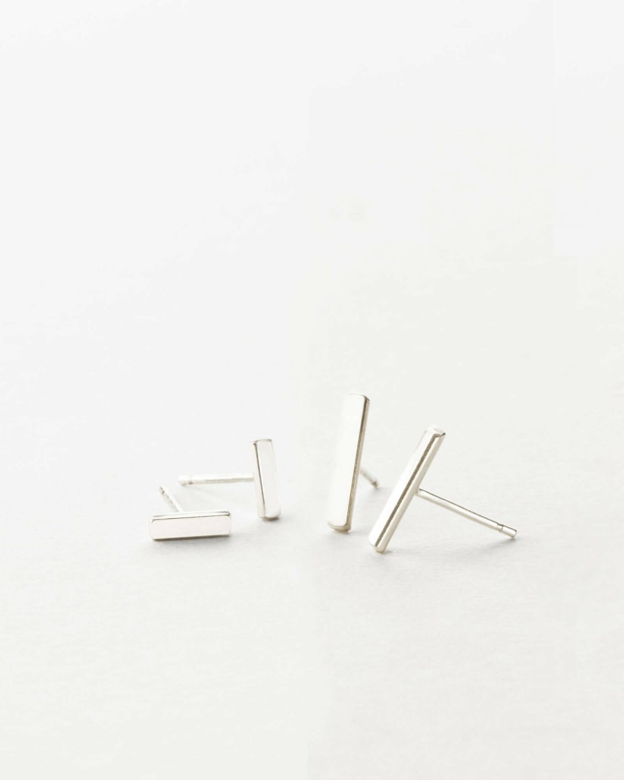 Categories GLDN | Flat Bar Studs