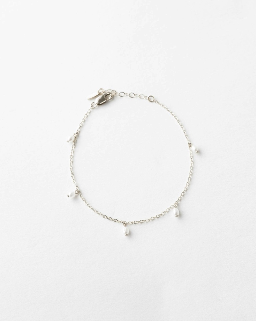 Categories GLDN | Pearl Droplet Bracelet