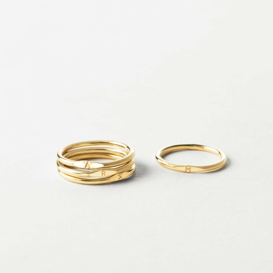 Categories GLDN | Micro Signet Ring